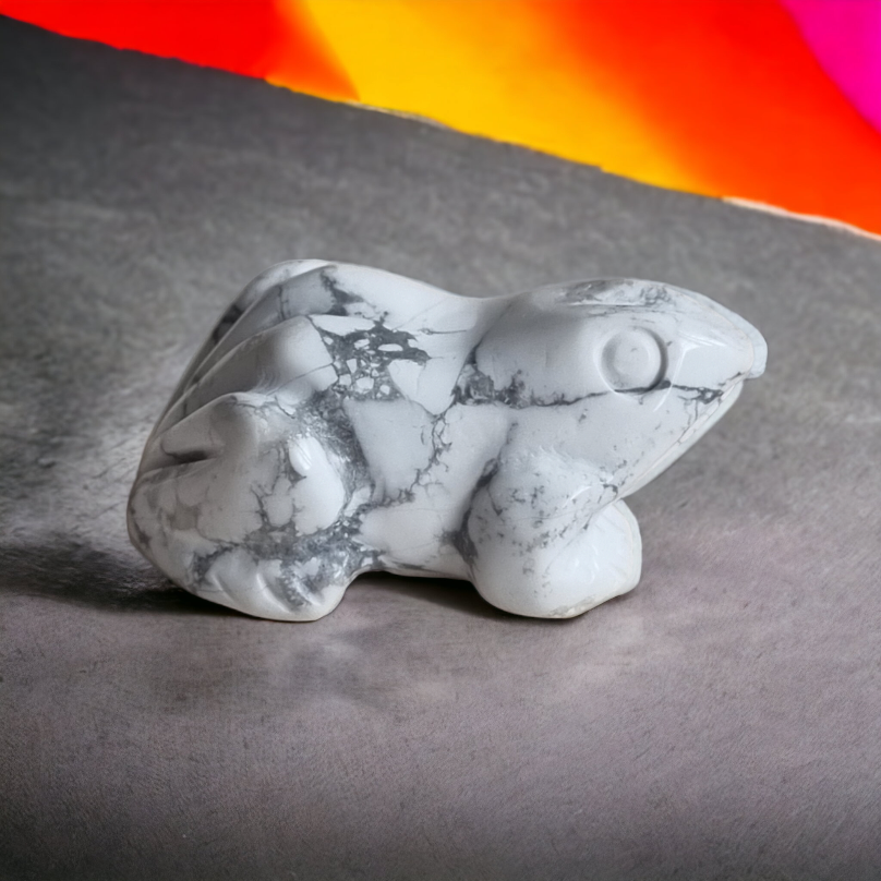 Howlite Frog