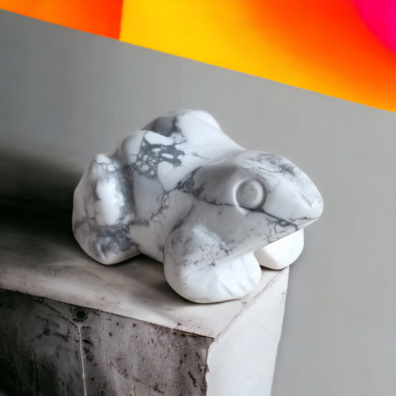 Howlite Frog