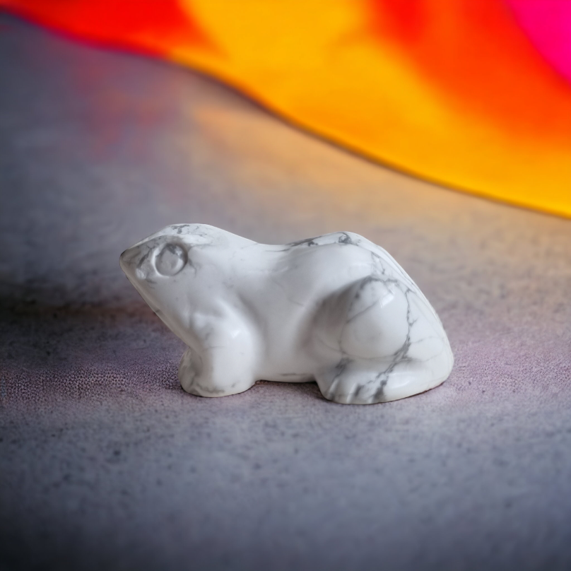 Howlite Frog